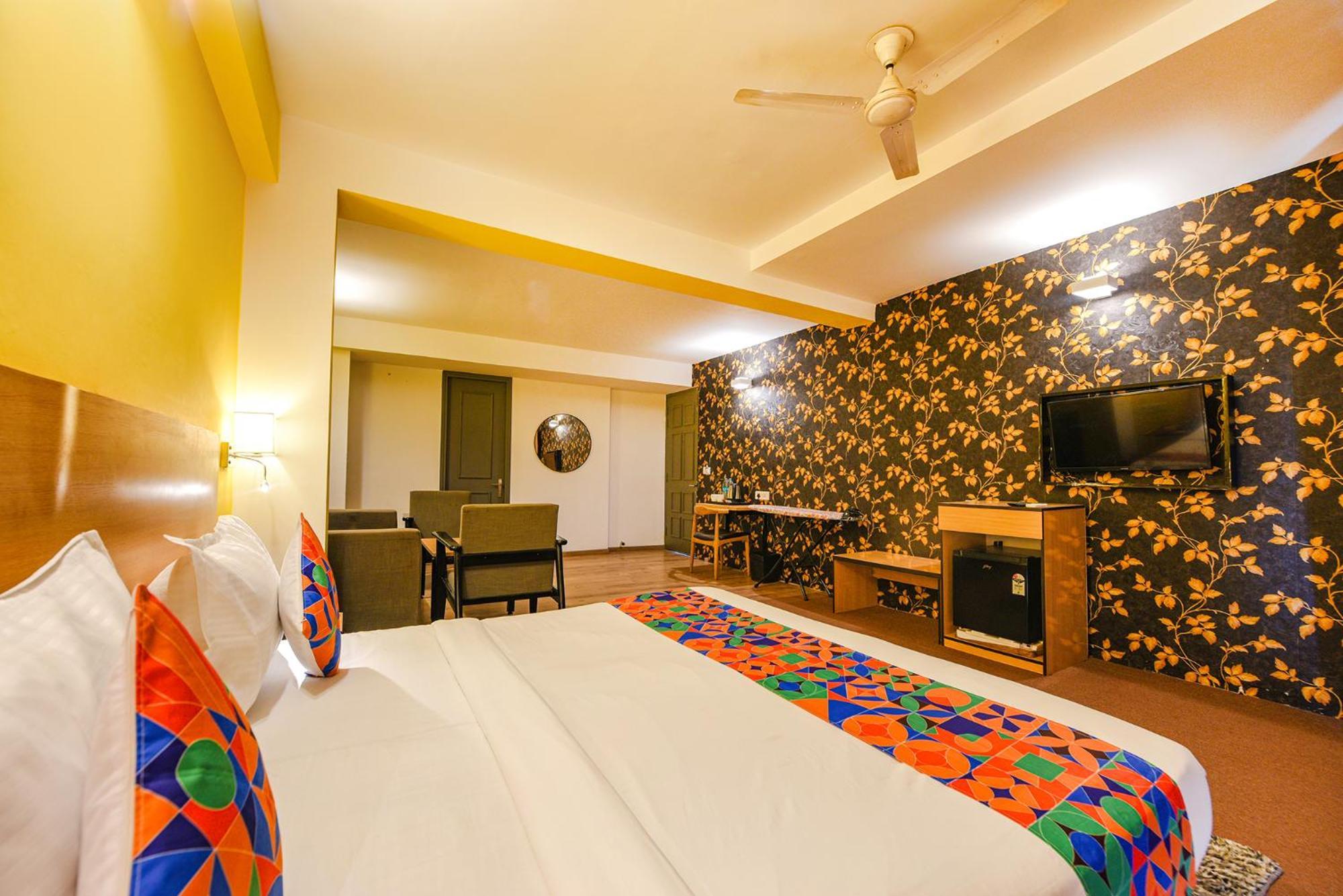 Fabhotel Old Meple Leaf Gurgaon Buitenkant foto