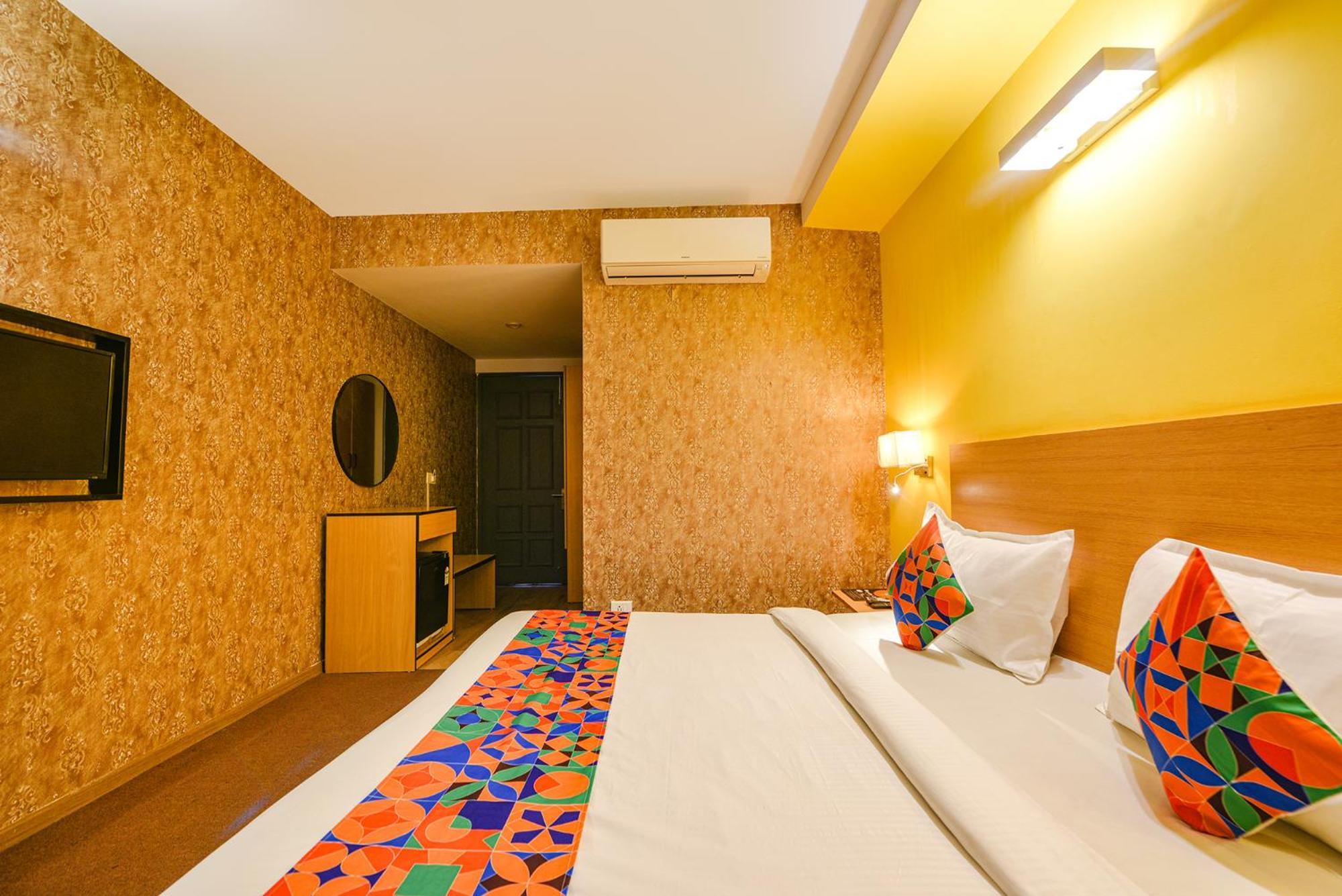 Fabhotel Old Meple Leaf Gurgaon Buitenkant foto